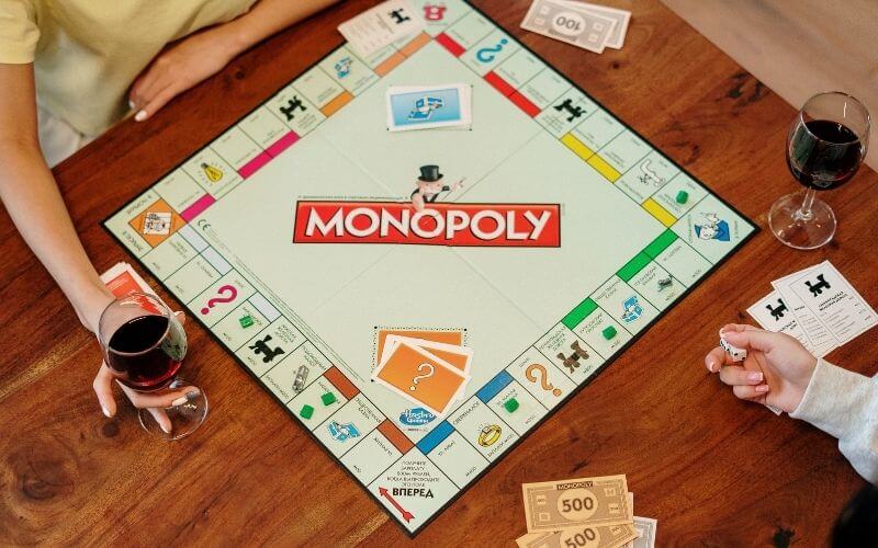 playing Monopoly